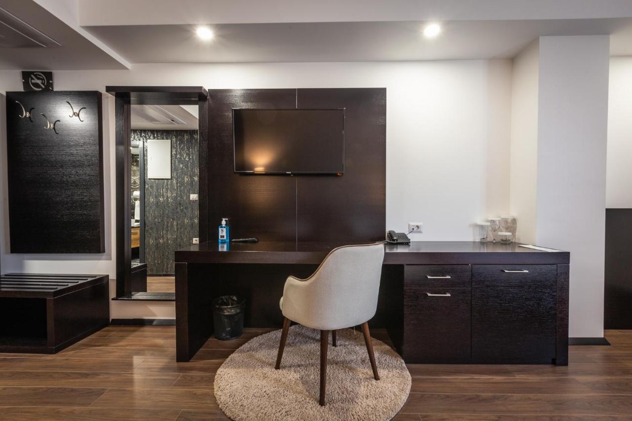 Hotel Sky Γευγελή Εξωτερικό φωτογραφία A room at the hotel