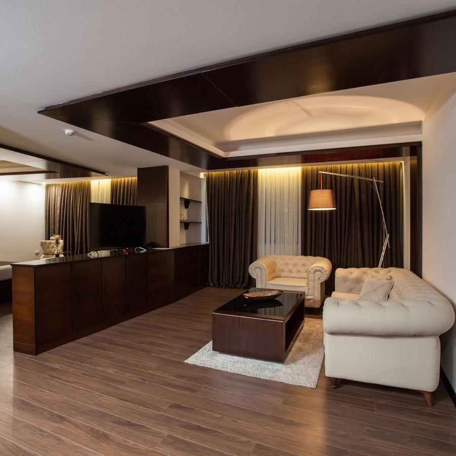 Hotel Sky Γευγελή Εξωτερικό φωτογραφία A suite at the hotel