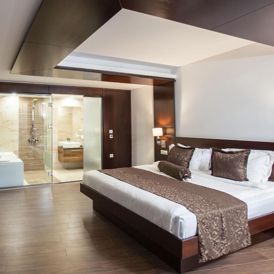 Hotel Sky Γευγελή Εξωτερικό φωτογραφία A room at the hotel