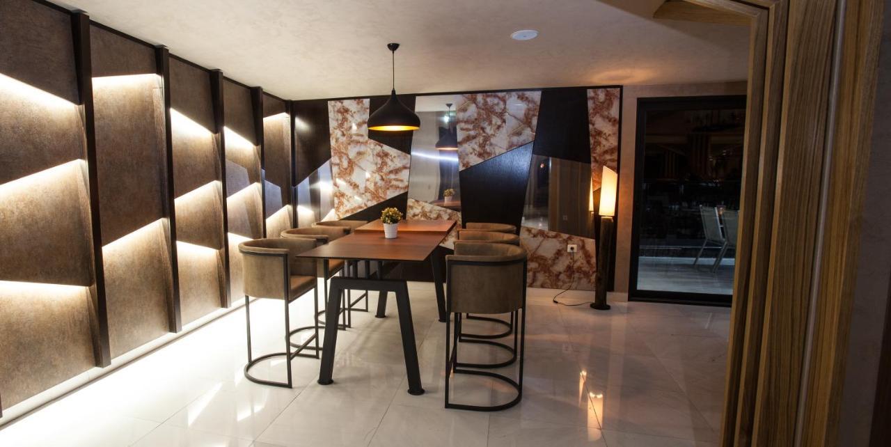 Hotel Sky Γευγελή Εξωτερικό φωτογραφία The bar at the hotel