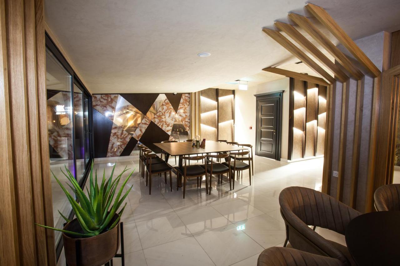 Hotel Sky Γευγελή Εξωτερικό φωτογραφία The interior of the hotel