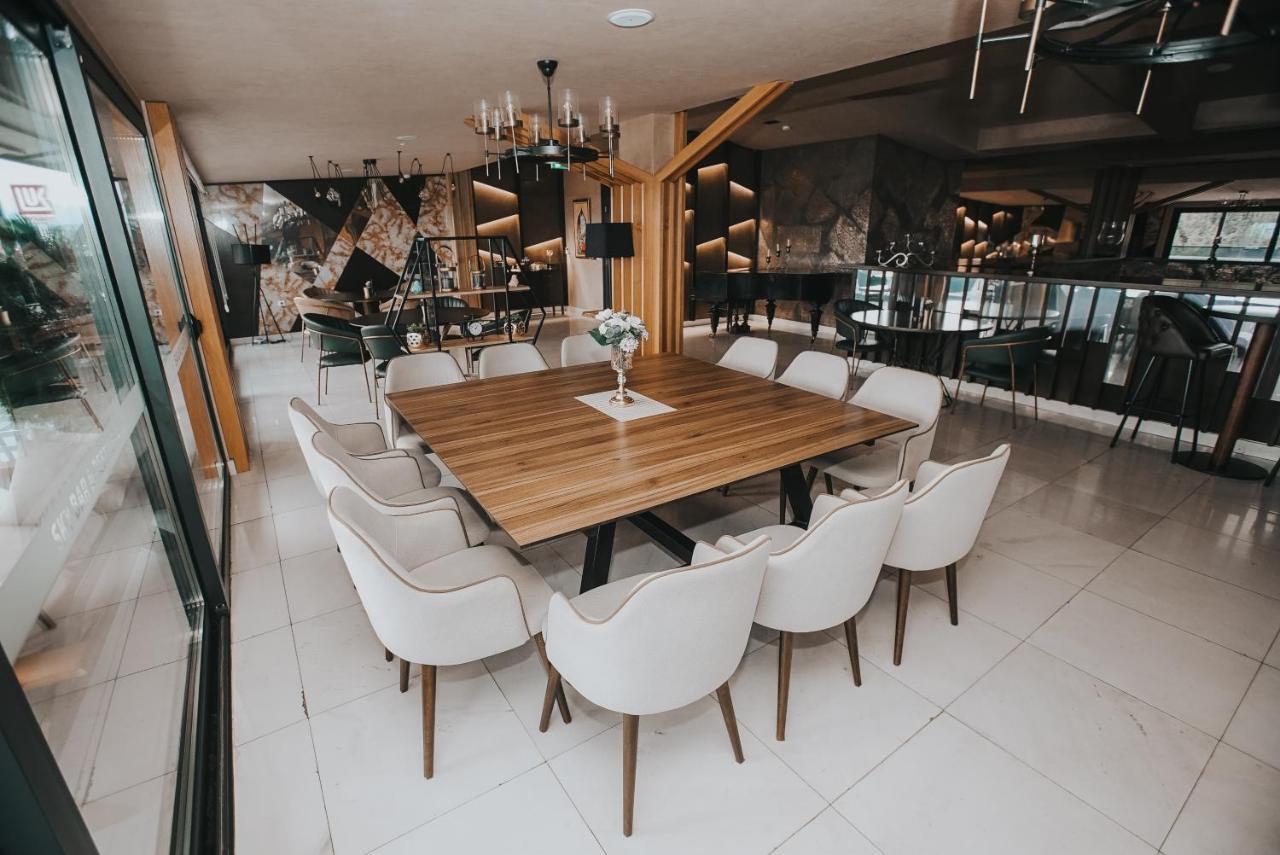 Hotel Sky Γευγελή Εξωτερικό φωτογραφία The interior of the restaurant