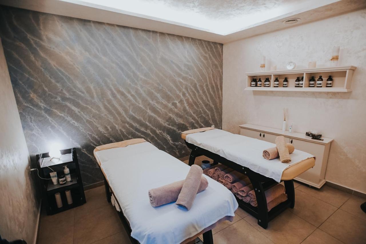 Hotel Sky Γευγελή Εξωτερικό φωτογραφία A treatment room at the spa